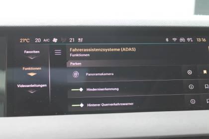 DS Automobiles DS4 E-TENSE LA PREMIERE