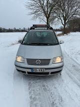 Volkswagen VW Sharan 1.9TDI 116PS 7Sitzer Navi AHK Ta... - gebrauchte VW Sharan aus dem Jahr 2004
