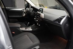 BMW X3 xDrive 20 d Advantage*AHK*KAMERA*HEADUP*LED BMW X3 xDrive 20 d Advantage*AHK*KAMERA*HEADUP*LED