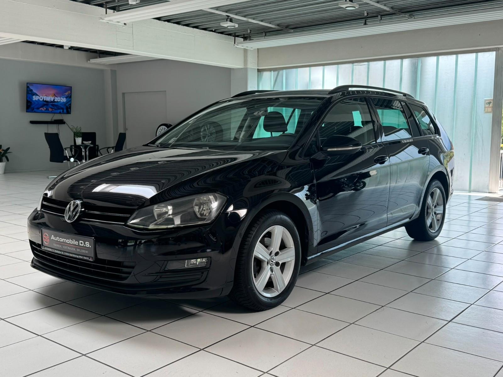 Volkswagen Golf VII Variant Comfortline +PDC+ +MFL+ +PARKA+