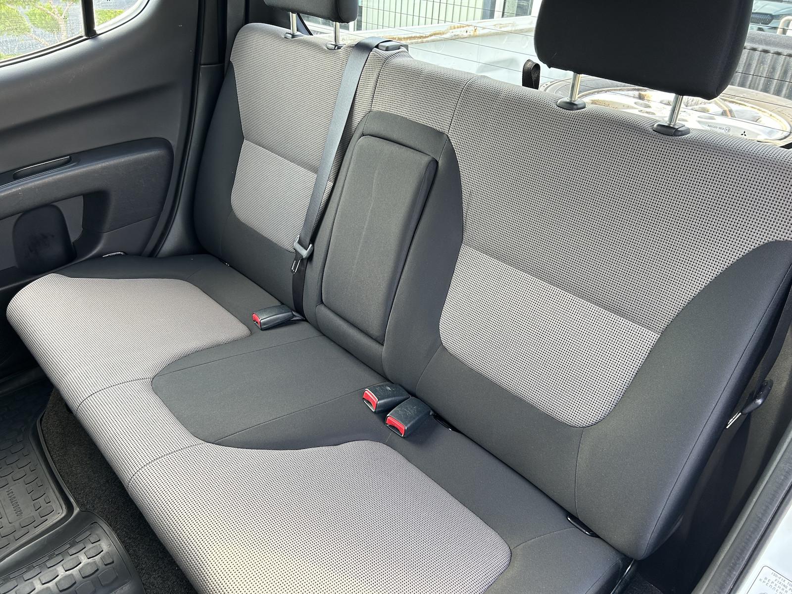 Mitsubishi L200 Doppelkabine 2.5 4WD*AHK*
