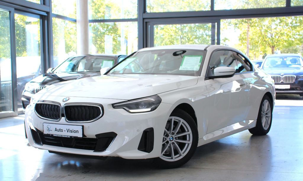 BMW 220
