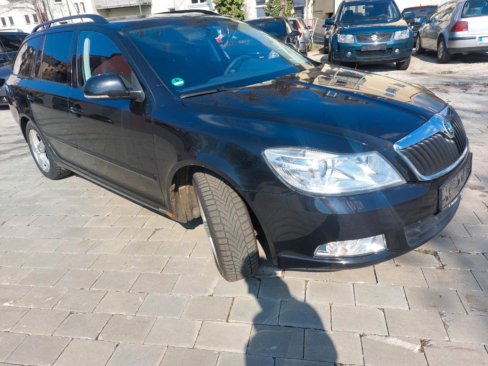 Skoda Octavia 1.8 TSI Ambiente Combi