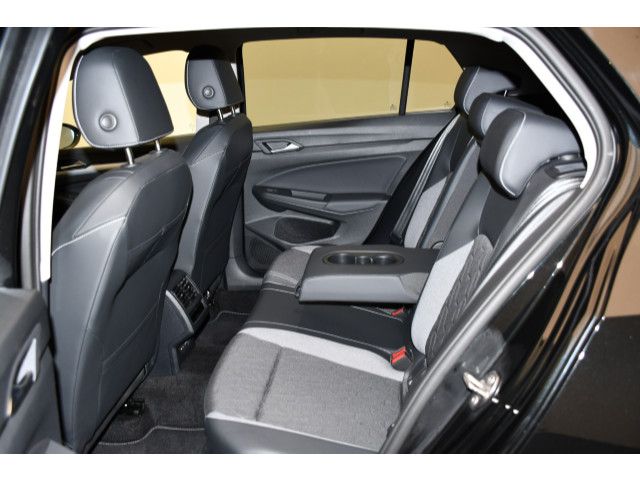 Volkswagen Golf - Bild 9
