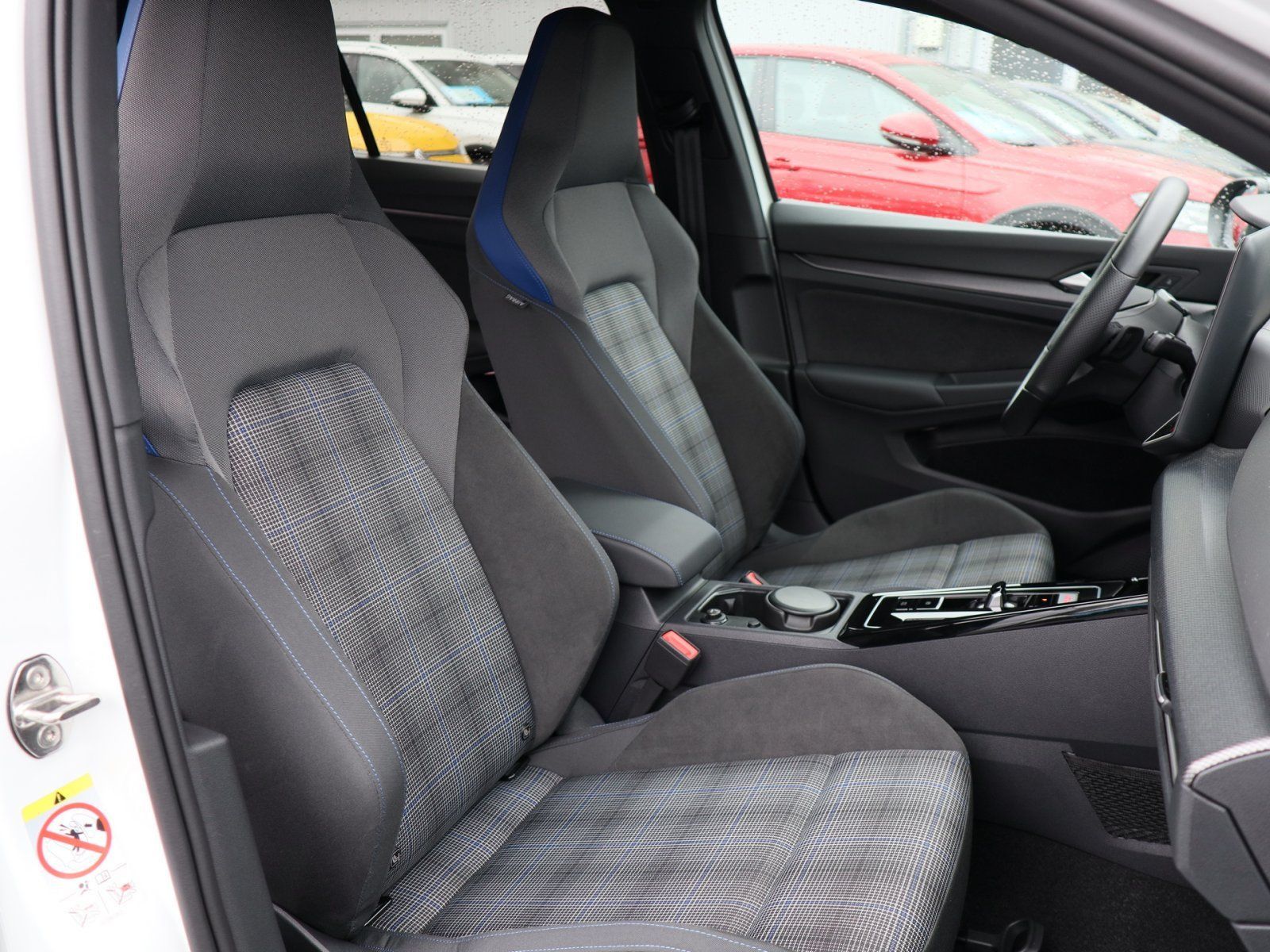 Volkswagen Golf - Bild 7
