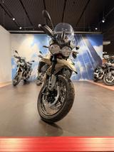 Moto Guzzi V85 TT TRAVEL - Moto Guzzi V85 TT Travel