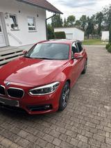 BMW 118i Sport Line: Glasdach, Sportsitz, Lichtpaket - BMW 118 von privat