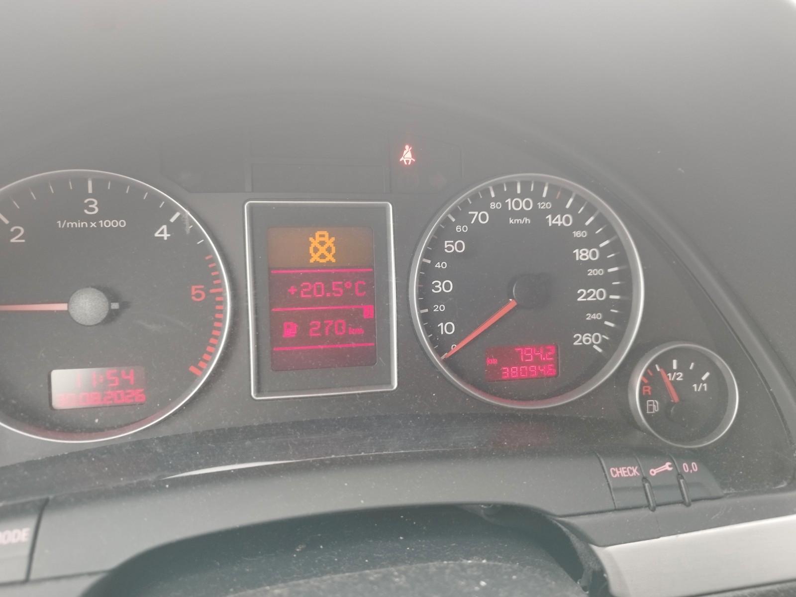 Audi A4 2007 — photo 11