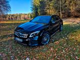 Mercedes-Benz GLA 250 4 Matic AMG Line/Pano/CAM/LED/Autom.