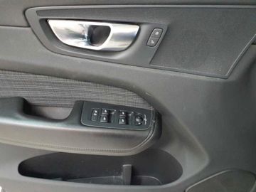 Volvo XC60 - 4