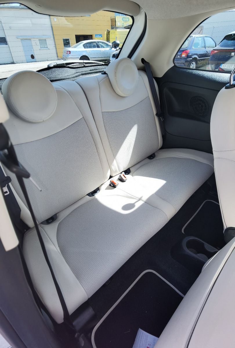 Fahrzeugabbildung Fiat 500 DolceVita