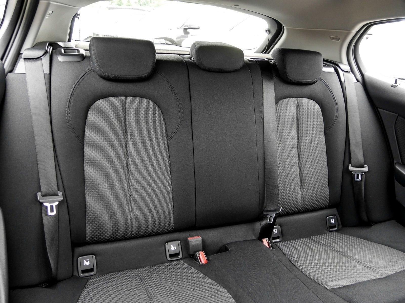 BMW 118 i /5 NAVI LED PDC V+H DAB Tempomat Sitzheiz., миниатюра 4