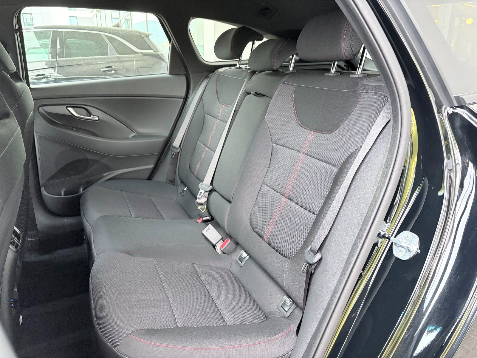 Fahrzeugabbildung Hyundai i30 cw 1.6 T-GDI N Line Kamera,LED,Navi,SHZ,PDC