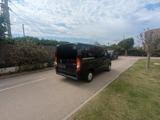 Peugeot Boxer Kombi L1H1 330 2.2 BlueHDi 140 ALLURE - Peugeot Wohnwagen & Wohnmobile