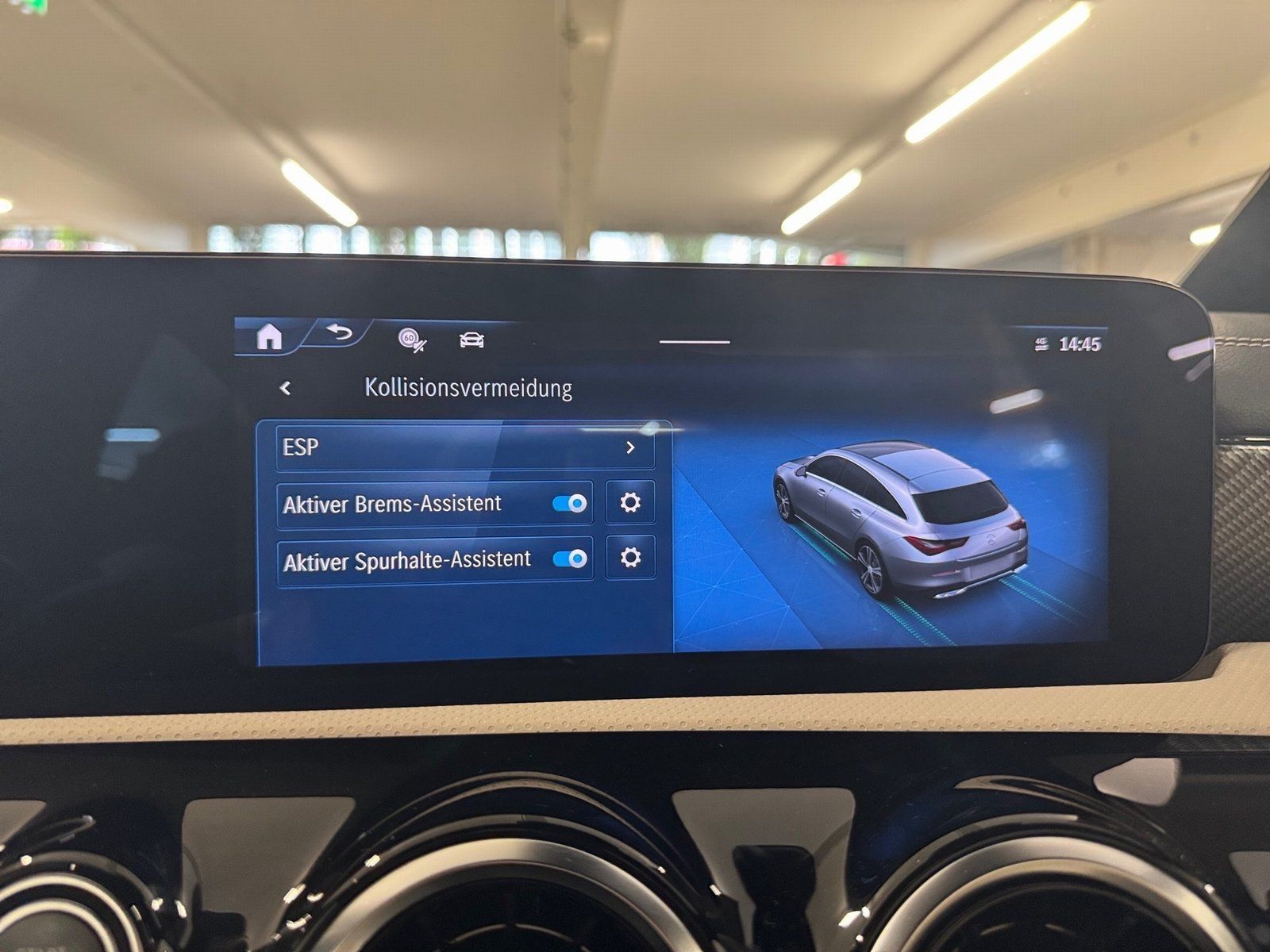 Fahrzeugabbildung Mercedes-Benz CLA 180 SB Progressive *LED*Kamera*CarPlay*SHZ*