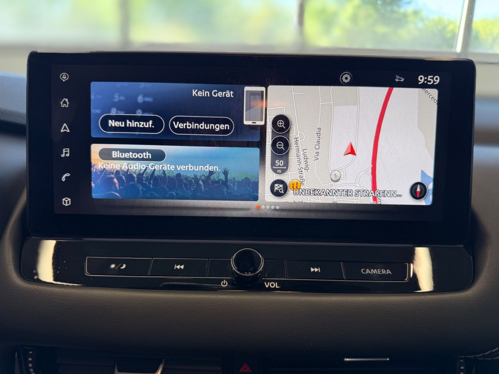 Fahrzeugabbildung Nissan Qashqai N-Connecta 1.3DIG-T Business Technologie