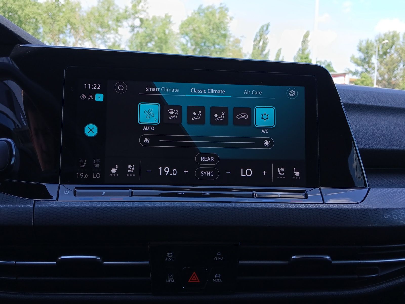 Fahrzeugabbildung Volkswagen Golf VIII GTI Clubsport Matrix Navi Leder Pano A