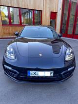 Porsche Panamera 4 E-Hybrid - Porsche Approved - Porsche Panamera Gebrauchtwagen in Stuttgart