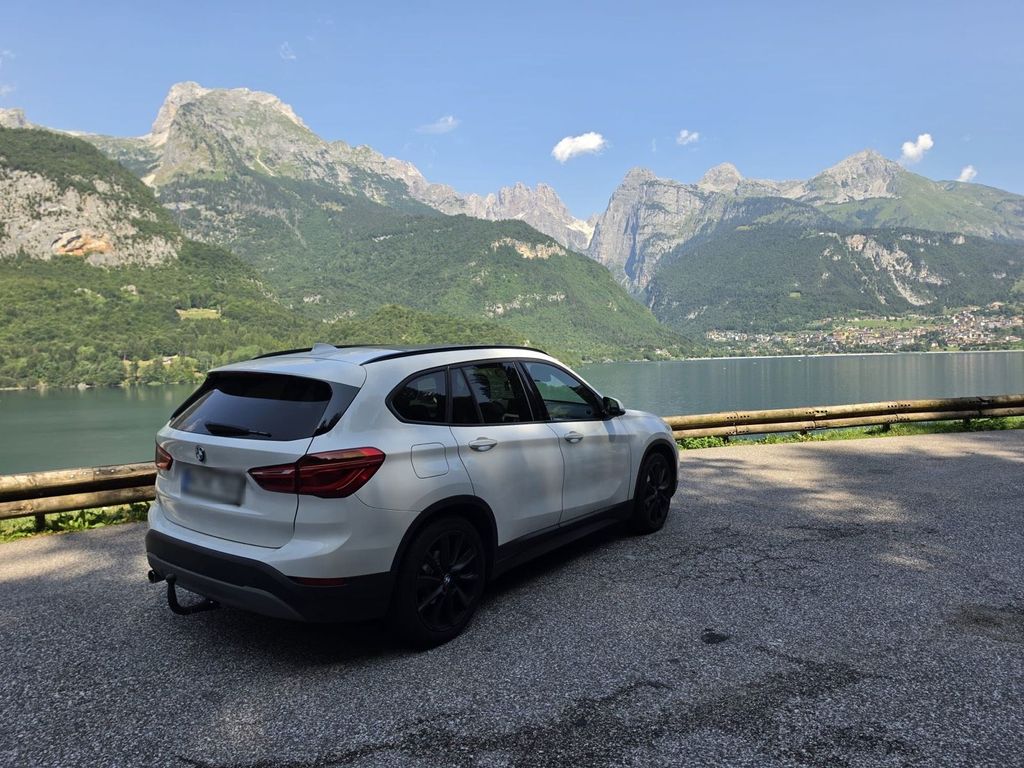 Image of BMW iX1