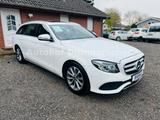 Mercedes-Benz E 220d T-Modell/Navi/Klima/PDC/Kamera/Alufelgen - mit Diesel-Antrieb: Kombi, Automatik