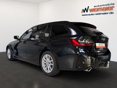 Fahrzeugabbildung BMW 320d Touring Sportautomatic -- AHK/Pano/HeadUp