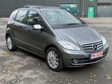 Mercedes-Benz A200*1.Hand*Automatik*Panorama*PDC*SZH*Gepflegt* - Mercedes-Benz A 200 in Oberhausen