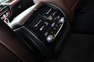 2019 Alpina B5 thumbnail 26