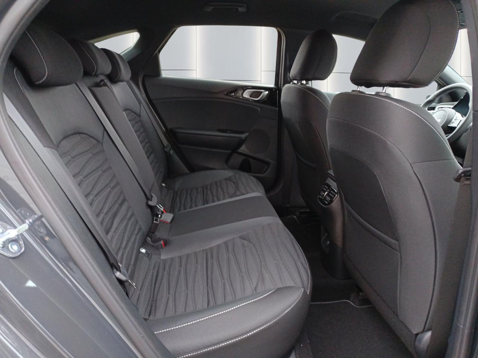 Kia ProCeed  1.5T DCT7 GTL TEC MJ25