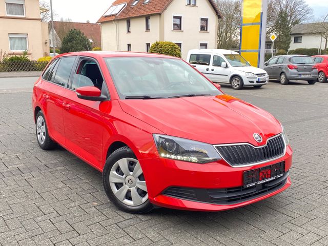 Skoda FABIA COMBI AMBITION PDC SHZ SCHECKHEFTGEPFLEGT