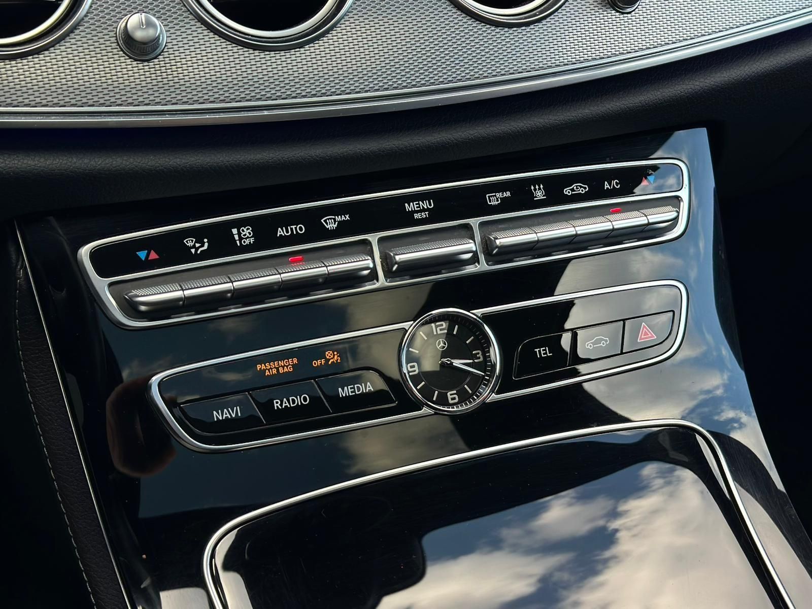 MERCEDES-BENZ E300T de AMG MULTIBEAM#SH#SHZ#360CAM#NAVI#DISTRO - Image 14