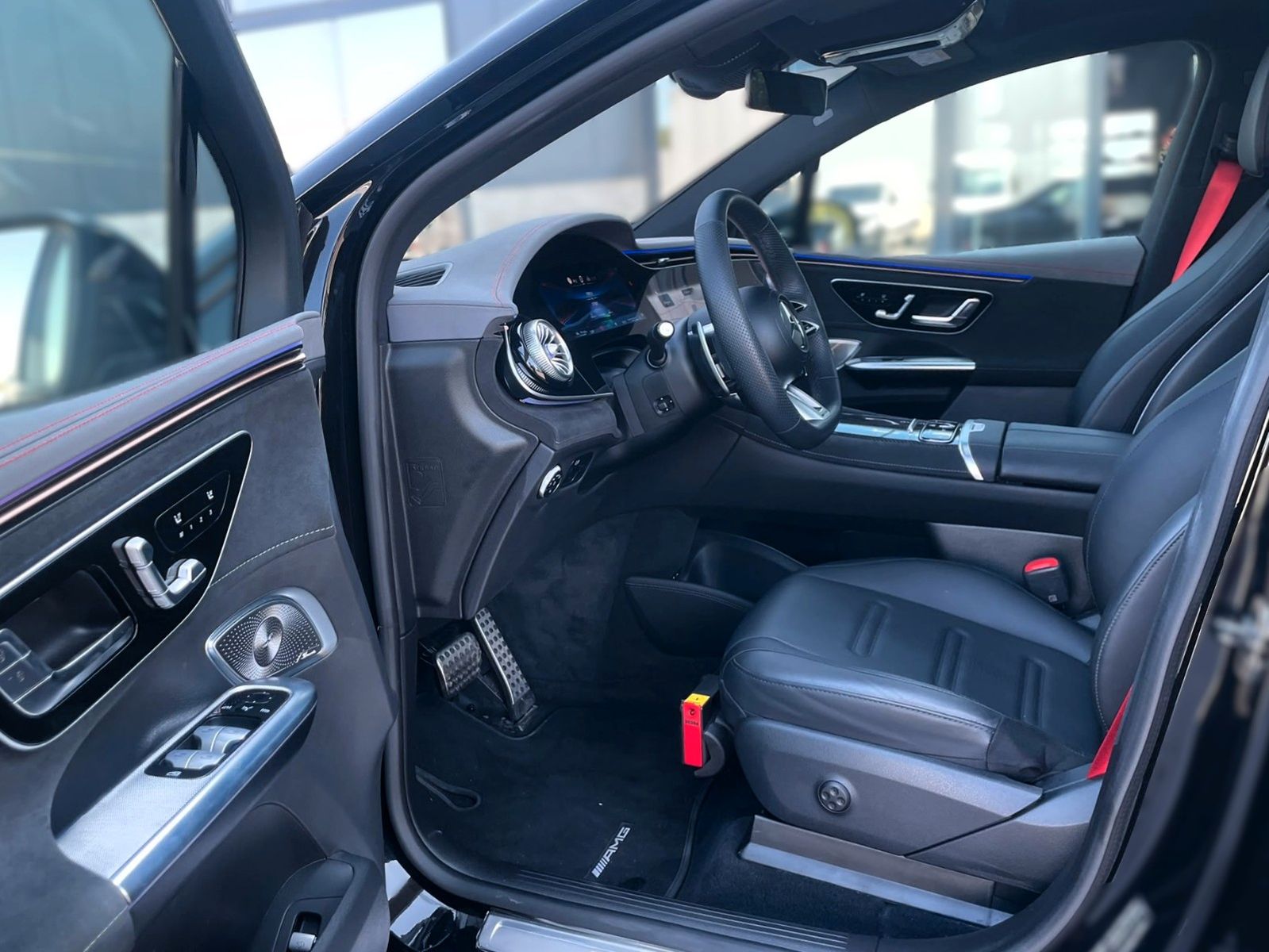 Mercedes-Benz EQE SUV AMG EQE 43 4Matic imagem 3