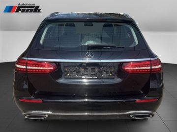 Mercedes-Benz E 200 Avantgarde E 200 4Matic (213.287) DAB RFK