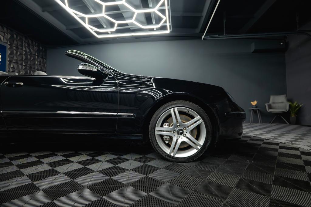 Mercedes-Benz CLK 500