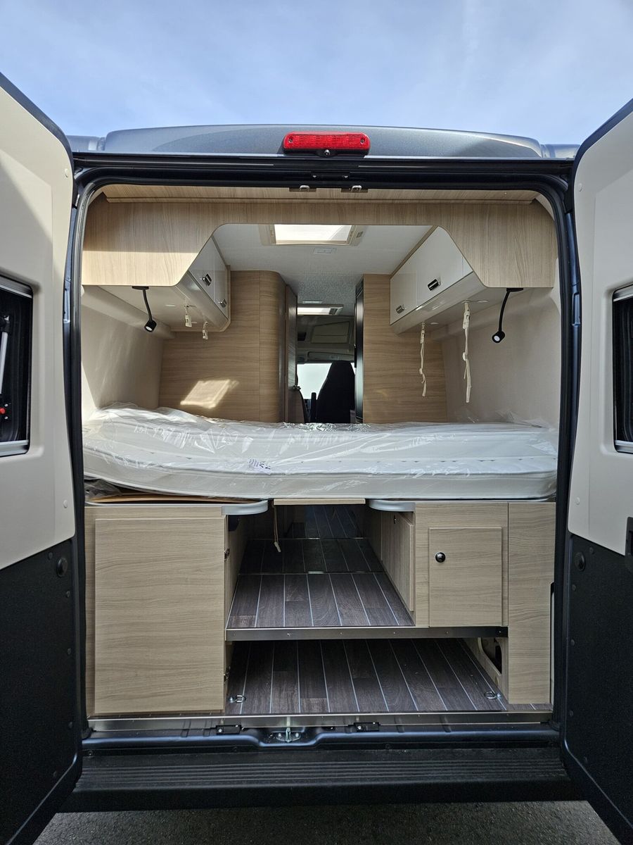 Fahrzeugabbildung Forster Vantasy FV636EB Autom. 140PS