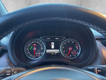 Mercedes-Benz B 200 Urban AHK+Kam.+KeyLess+LED+Navi+SHZ+LM