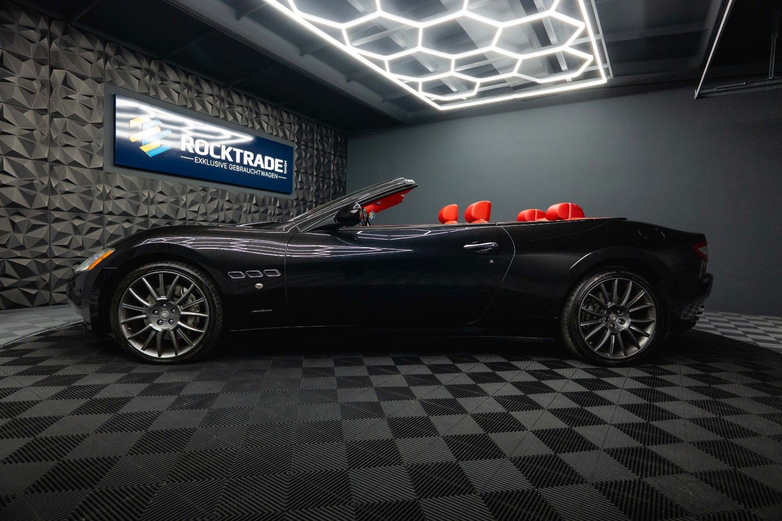 Fahrzeugabbildung Maserati GranCabrio Sport 4.7 V8 Ferrari *Unfallfrei*BOSE