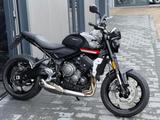 Triumph Trident 660 *Top Zustand*1 Hand*Scheckheft* - TRIUMPH TRIDENT