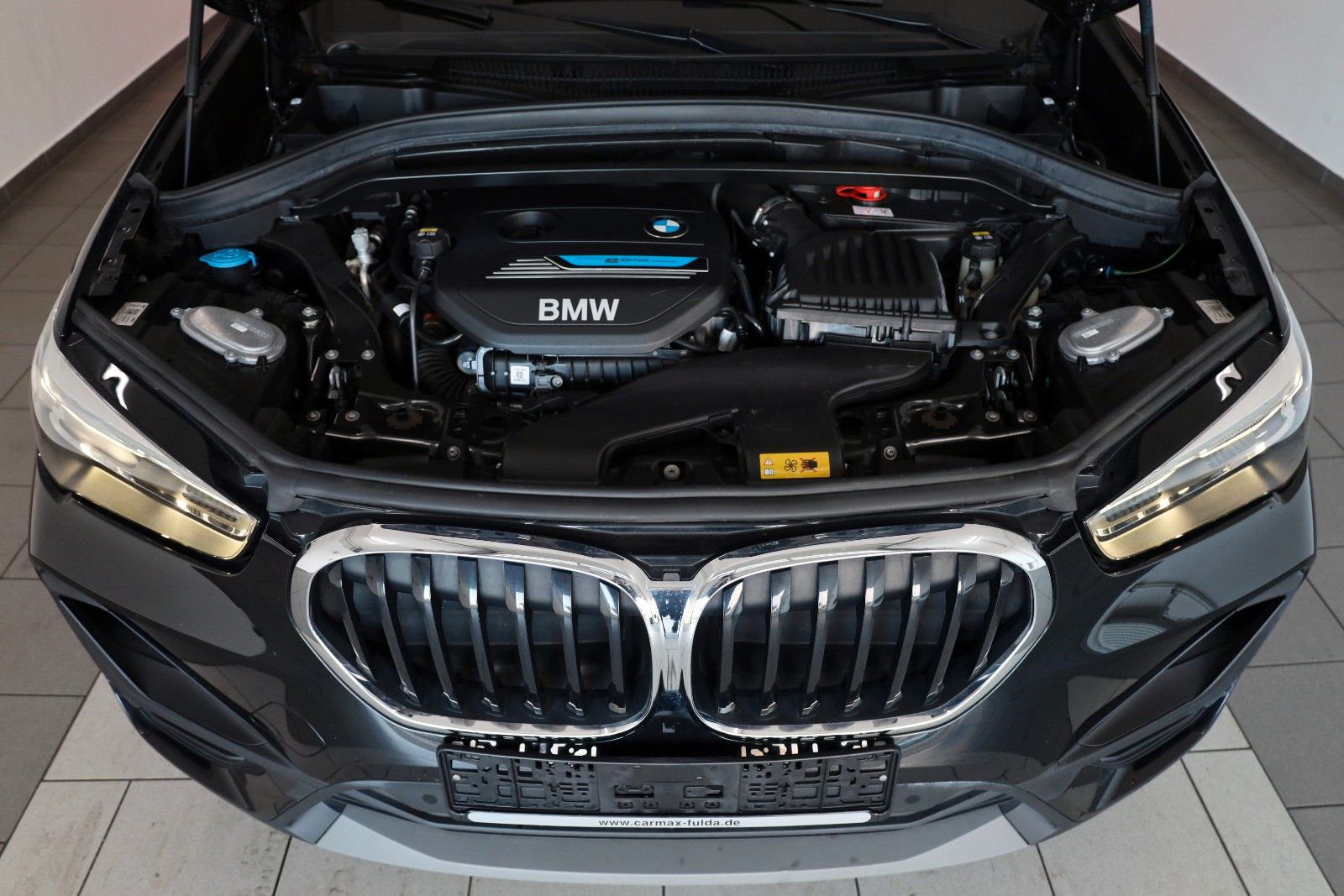 Fahrzeugabbildung BMW X1 xDrive 25e Advantage,Leder,Navi,SH,HUD,Kamera