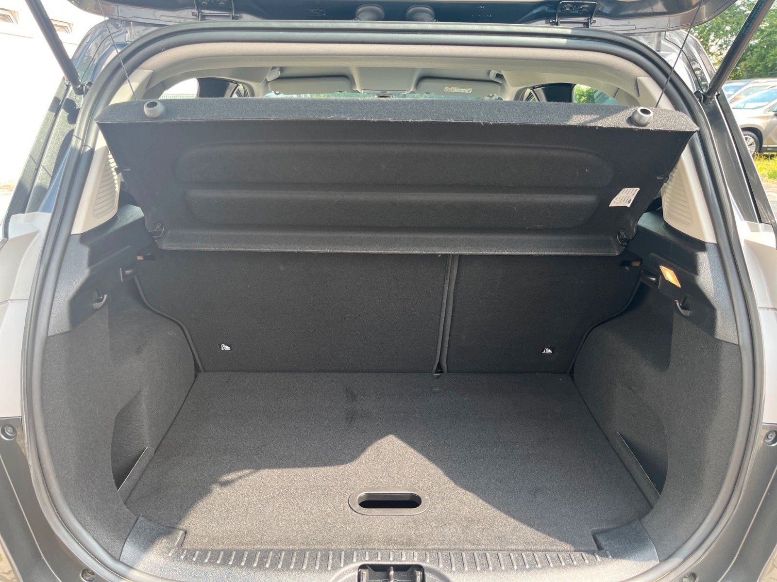 Ford B-Max B-MAX Sync Edition – Bild 8