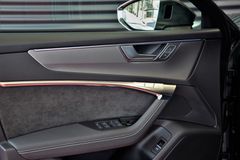 Fahrzeugabbildung Audi S6 Avant 3.0 TDI Quattro S-Sitze Pano Matrix 21"