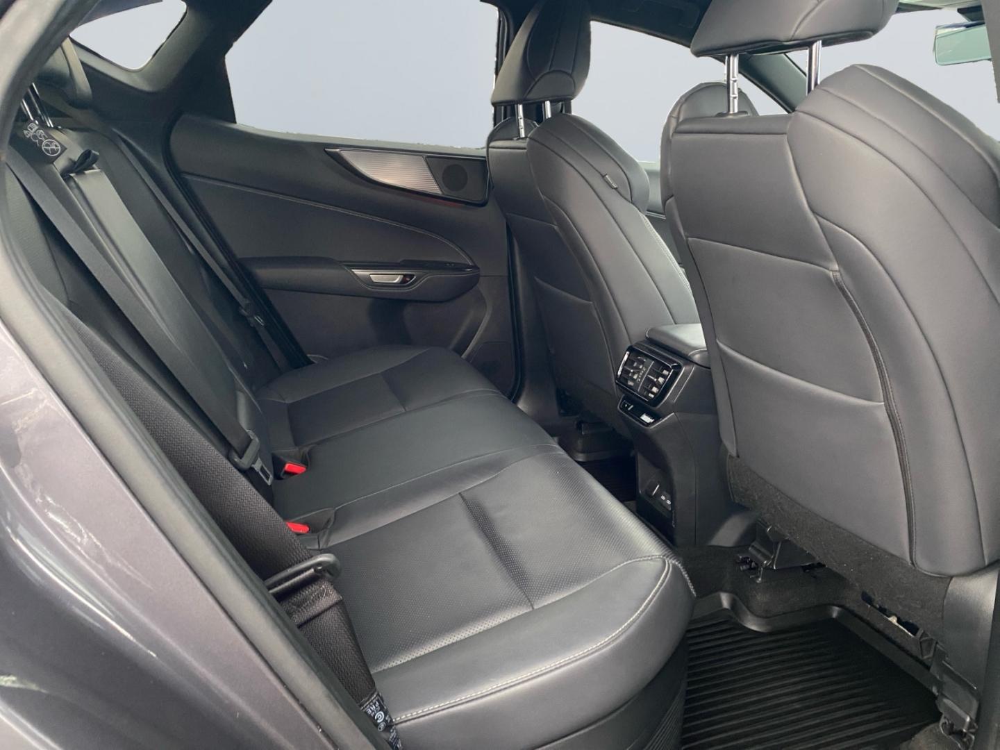 Lexus NX 450h+ 2,5L PLUG-IN, CVT LUXURY *LED*Klima*