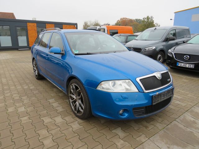 Skoda Octavia Combi RS*2,0FSI*AHK*LEDER*MOTORLÄUFT!!