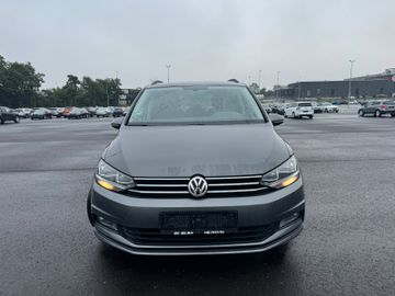 Volkswagen Touran - 3