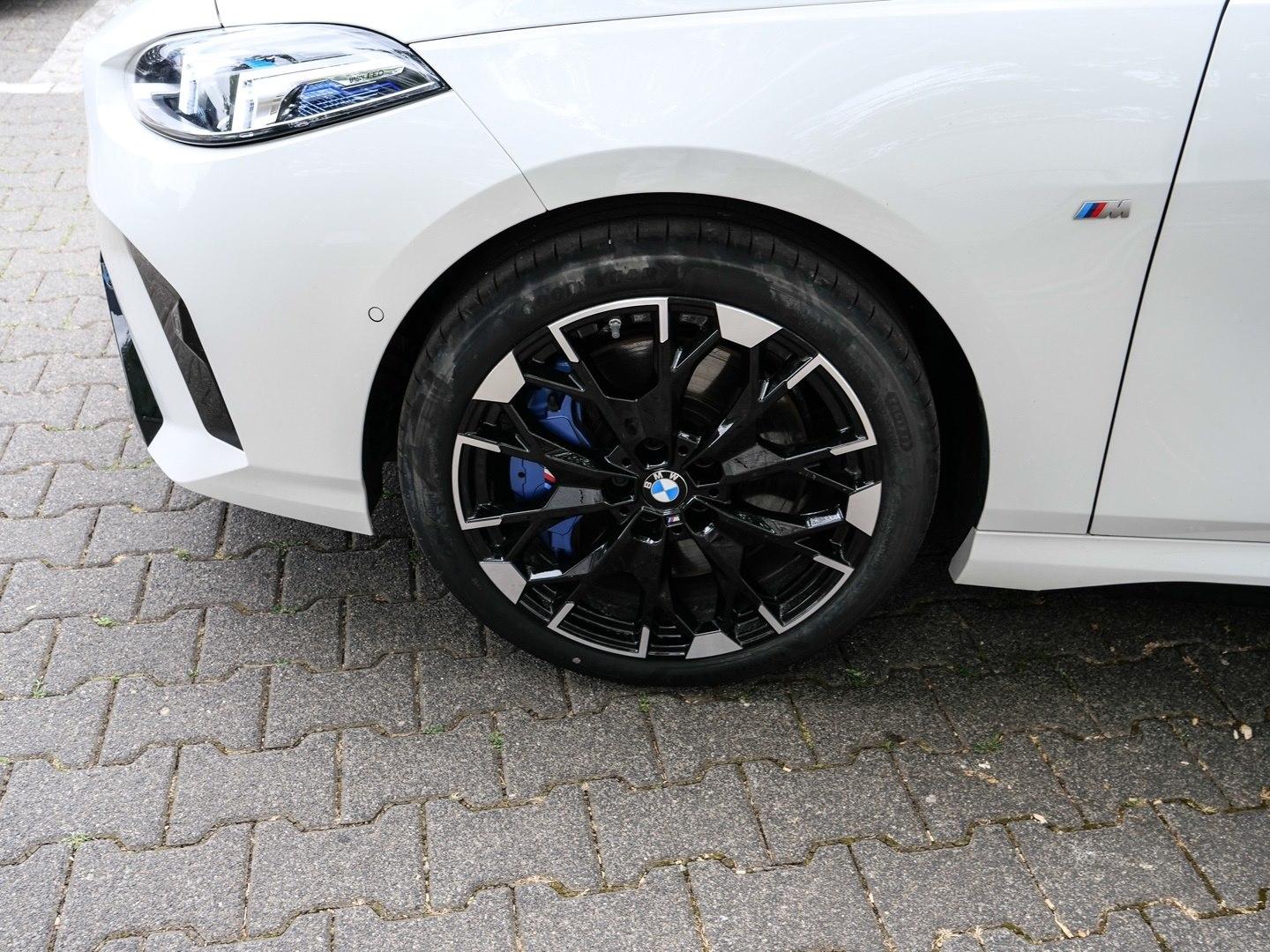 BMW M135i M-SPORT+SHZ+DA+PA+HIFI+LED+KZG