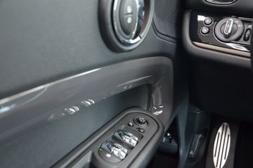 MINI Countryman SE (Cooper) - 12