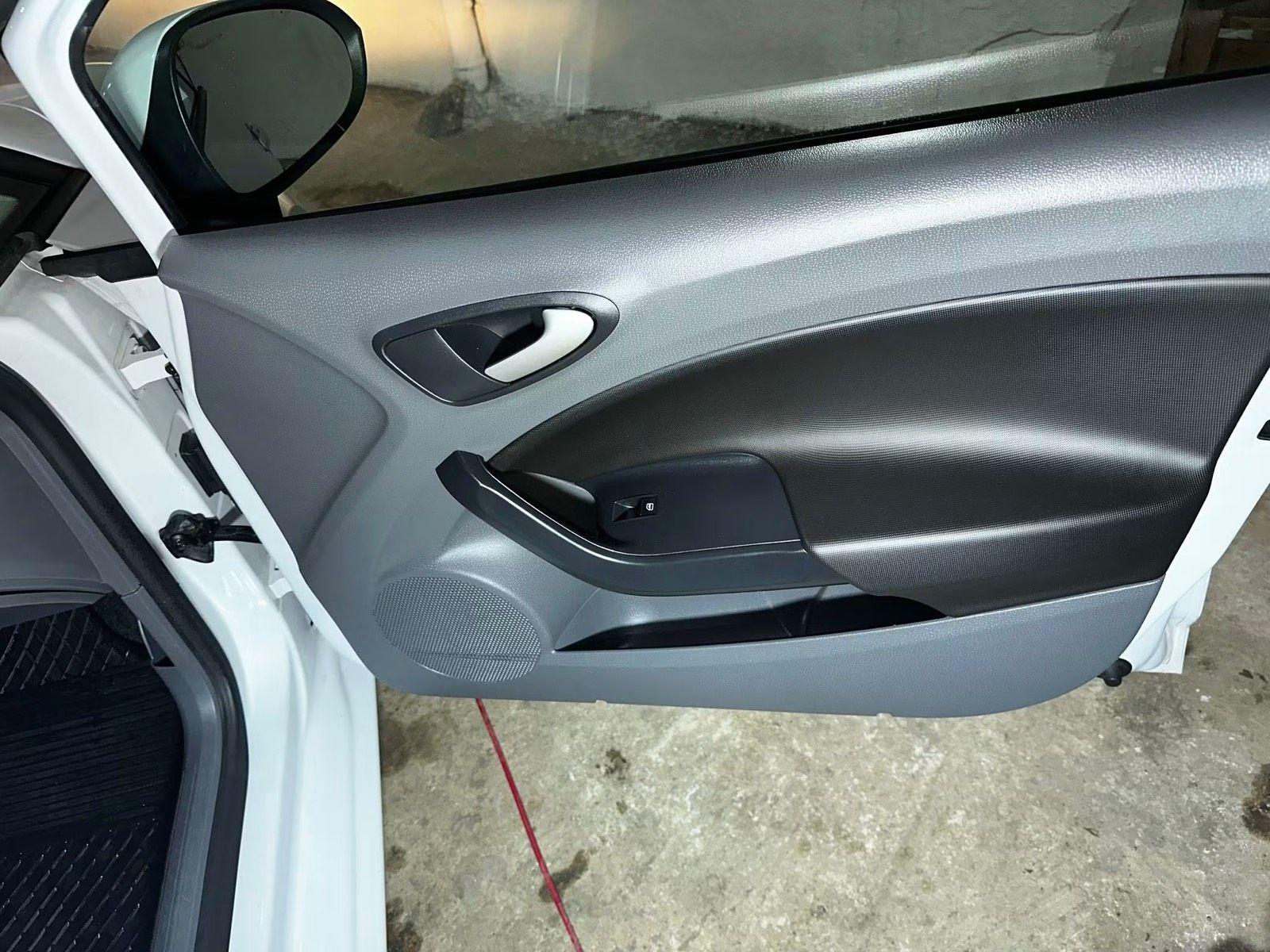 Seat Ibiza 2012 — photo 9