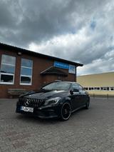 Mercedes-Benz MB CLA 180 - Mercedes-Benz CLA 180 in Bielefeld