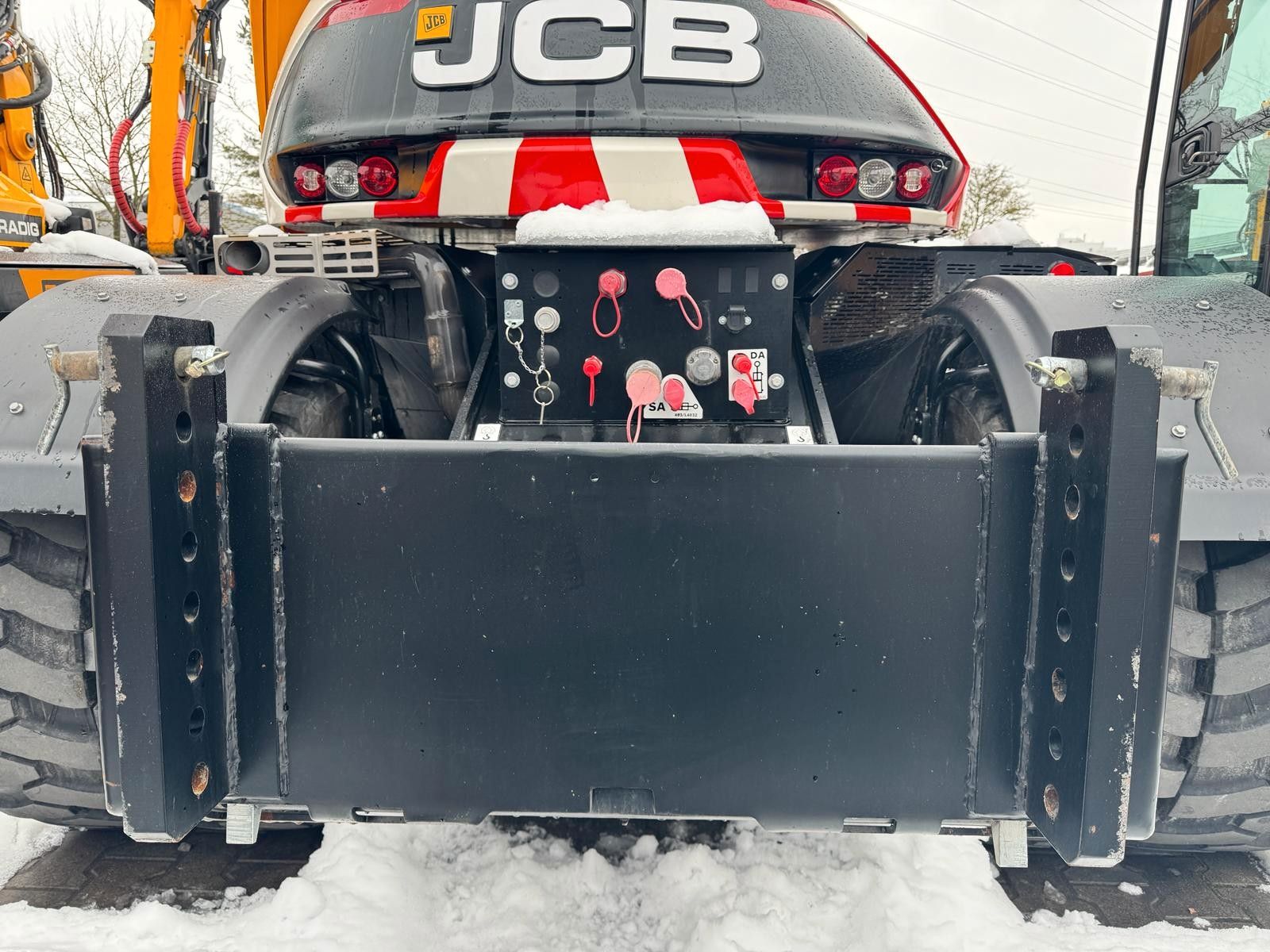 Fahrzeugabbildung JCB Hydradig / Skid-Steer-Aufnahme / nur 375h / 2024