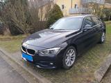 BMW 320d xDrive Advantage Automatik Advantage - BMW 320 Gebrauchtwagen in Freiburg