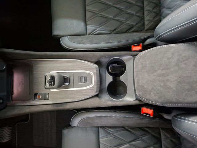 Nissan Qashqai Tekna 1.3 DIG-T X-Tronic °Premium Paket°
